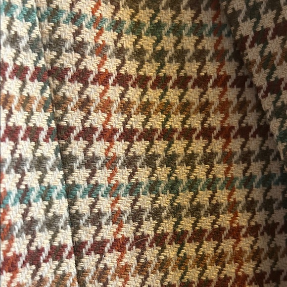 Pendleton Women's Houndstooth Blazer in Brown and Cream - Picture 3 of 5